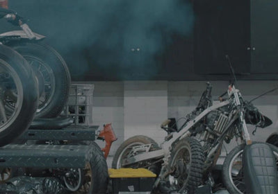 Imagen: A Quad Lock Feature - KUSTOM KOMMUNE