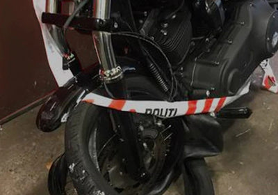 Imagen: Quad Lock survives 100km/h motorcycle crash