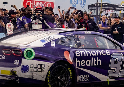 Imagen: Shane van Gisbergen wins 2023 NASCAR Cup Series debut on Chicago street circuit